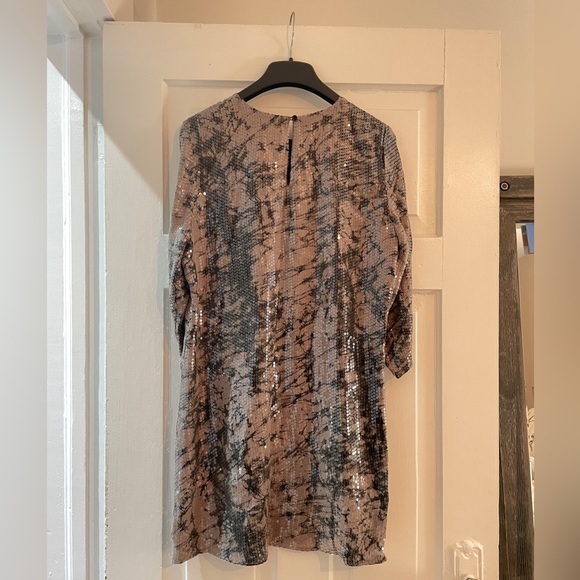 Parker New York tie dye silk sequin dress large - Picture 3 of 6